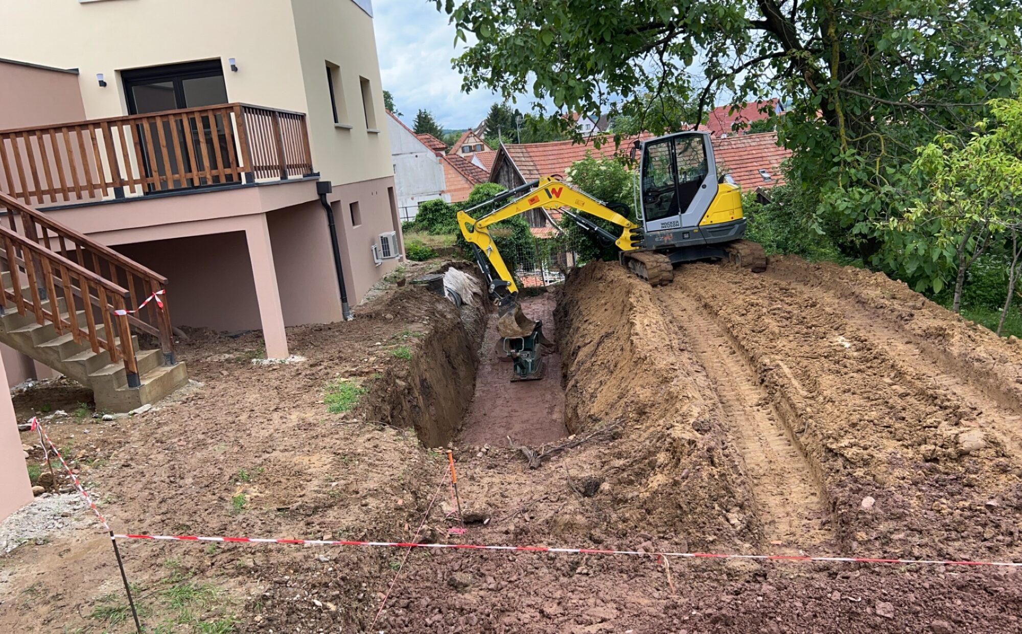 Pourquoi le terrassement est-il essentiel pour une bonne gestion des eaux dans votre jardin ? Erstein